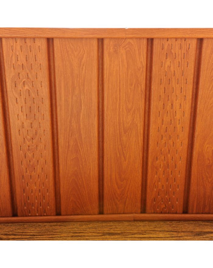 Софит с центральной перфорацией, Дуб золотой