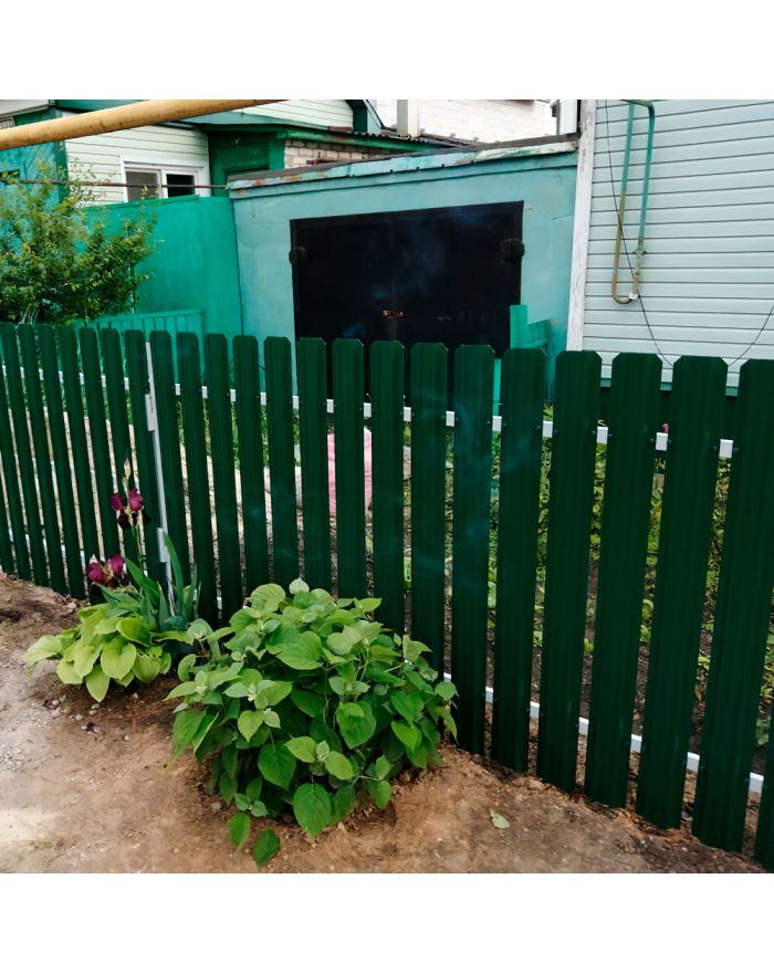 Металлический штакет 110мм цвет RAL6005